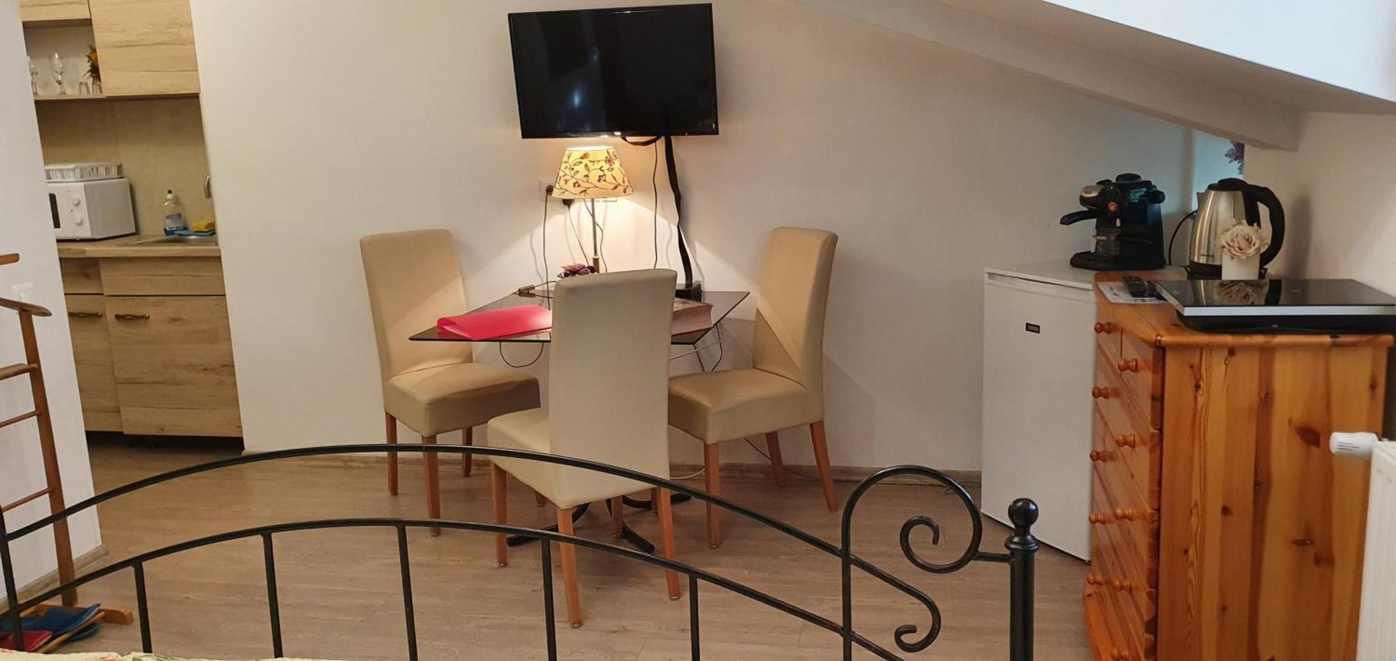 Karmelita Boutique Apartman Sopron Rom bilde
